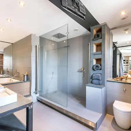 Marchetti Apartment *